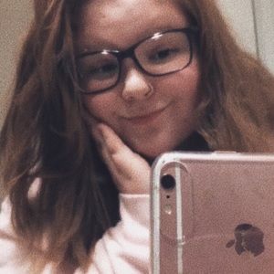 Meet your Posher, Lacey